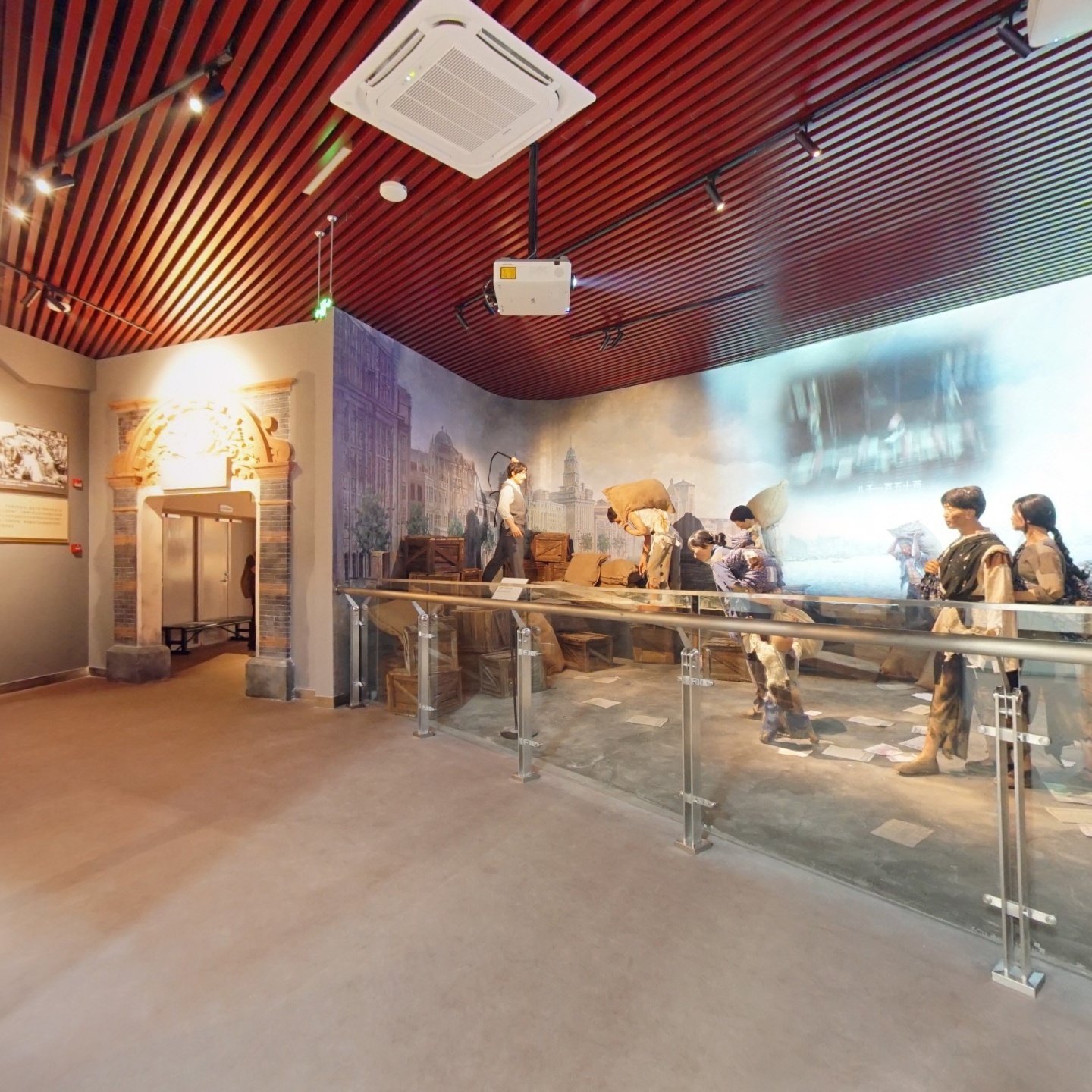 建川博物馆-中国共产党100年礼赞展览一层