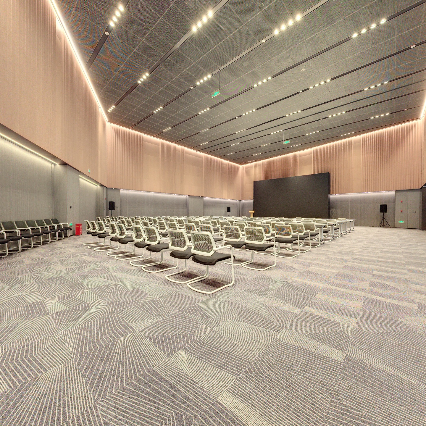 北京雁栖嘉诚城市建设开发有限公司-多功能厅