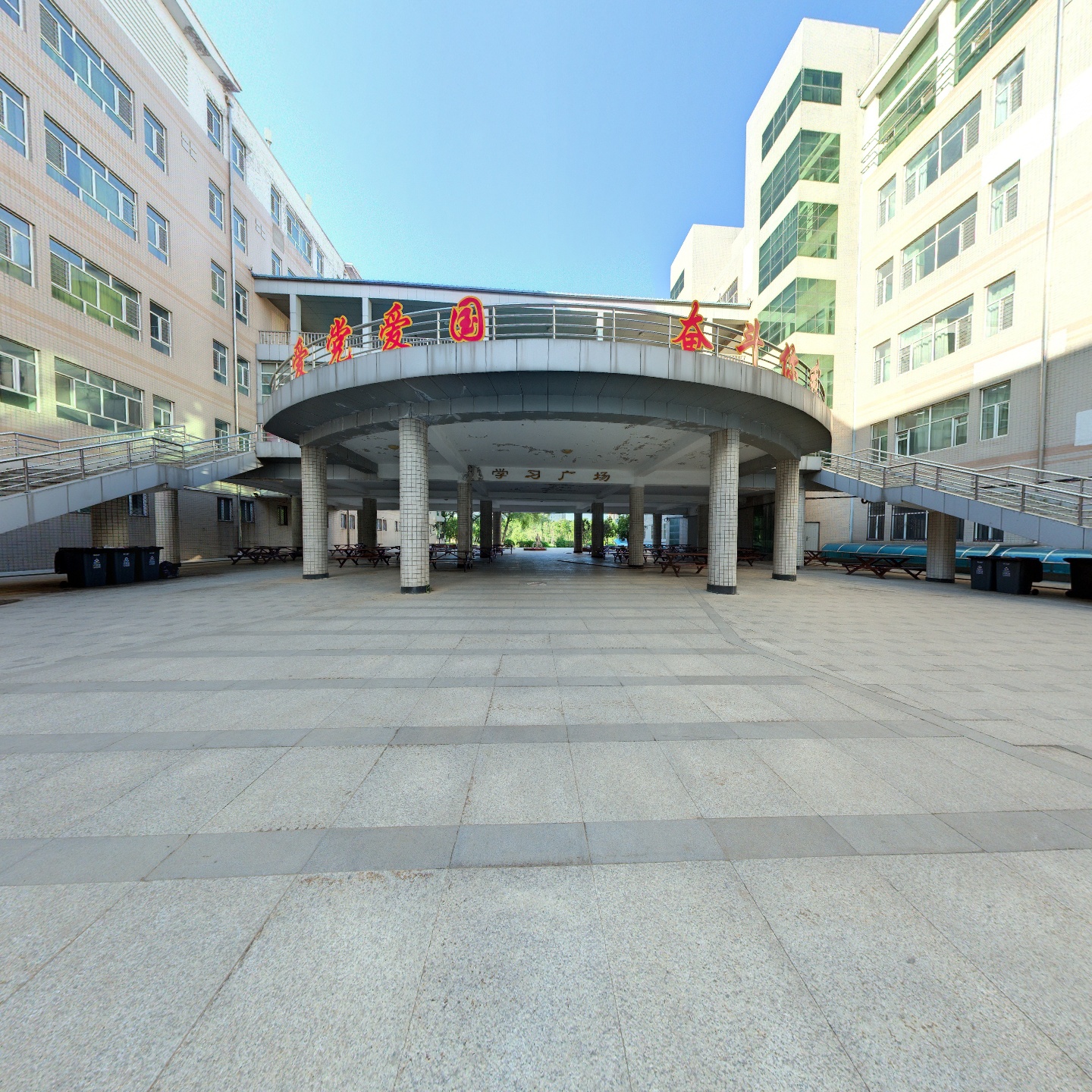 东北林业大学图书馆