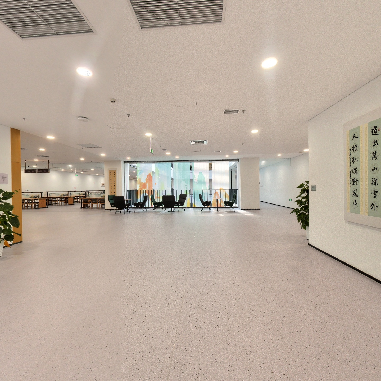 北京信息科技大学4层