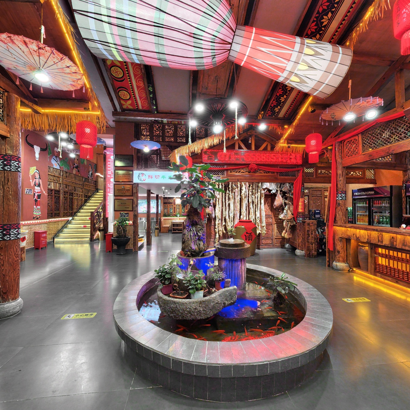 老滇部落·云南民间传统菜风情体验餐厅（呈贡店）
