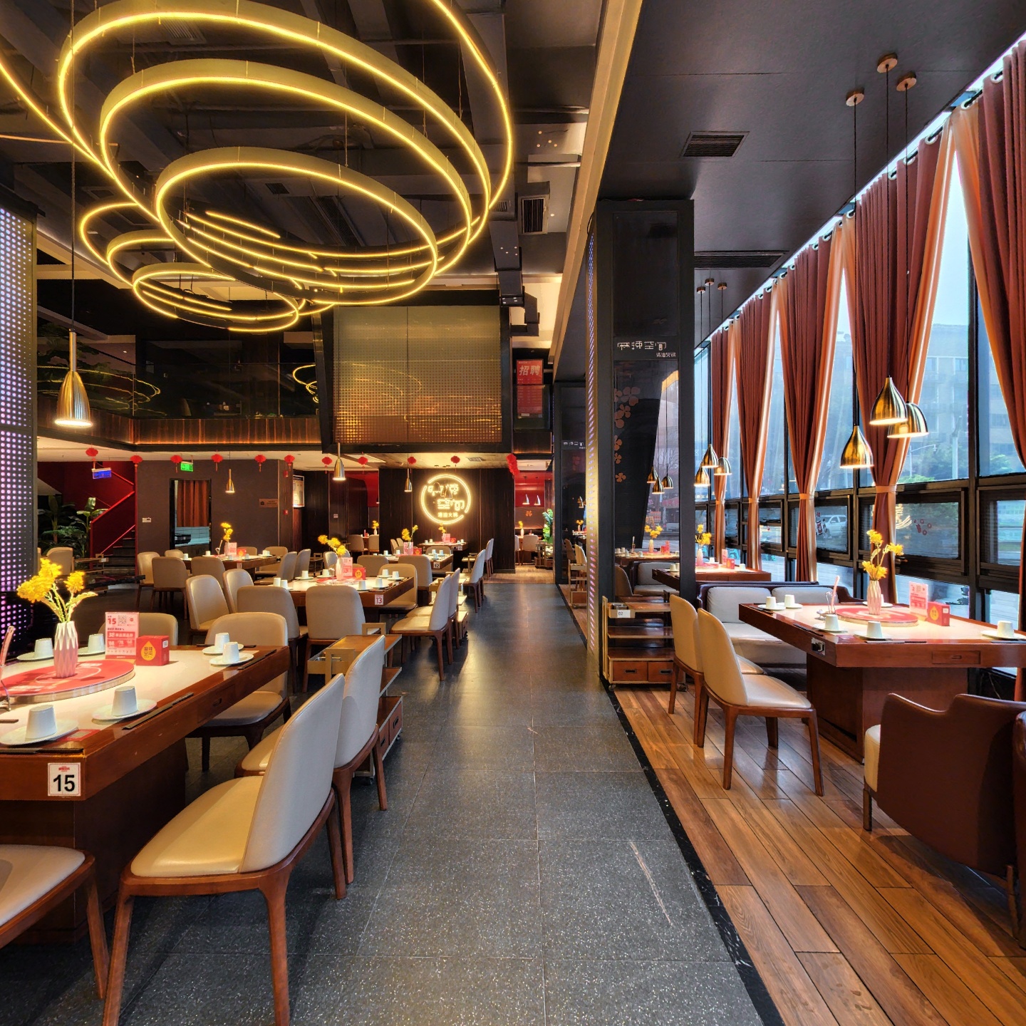麻辣空间.清油火锅(红光直营首店)