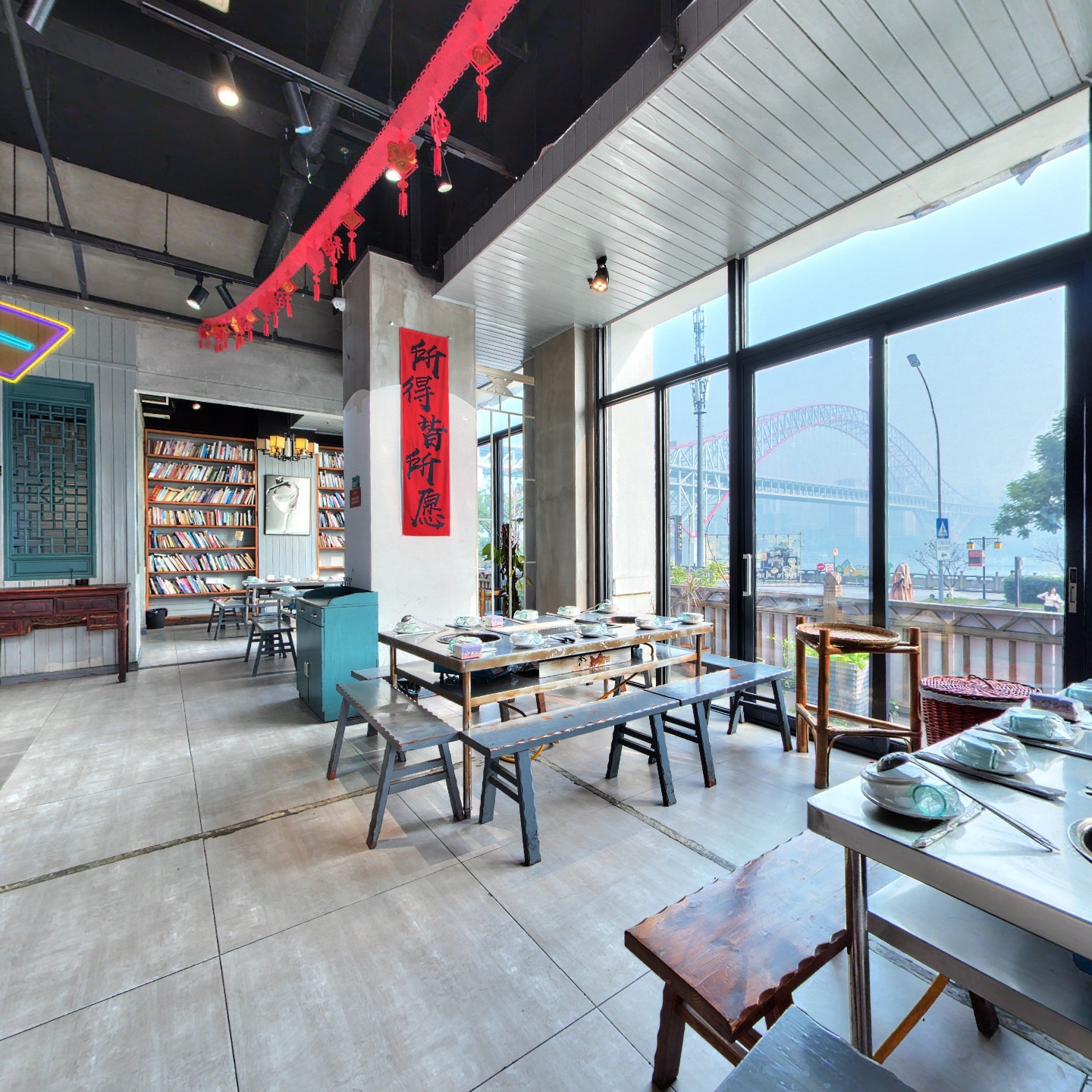 枫悦·烤全羊·活羊·江景店(北滨路店)