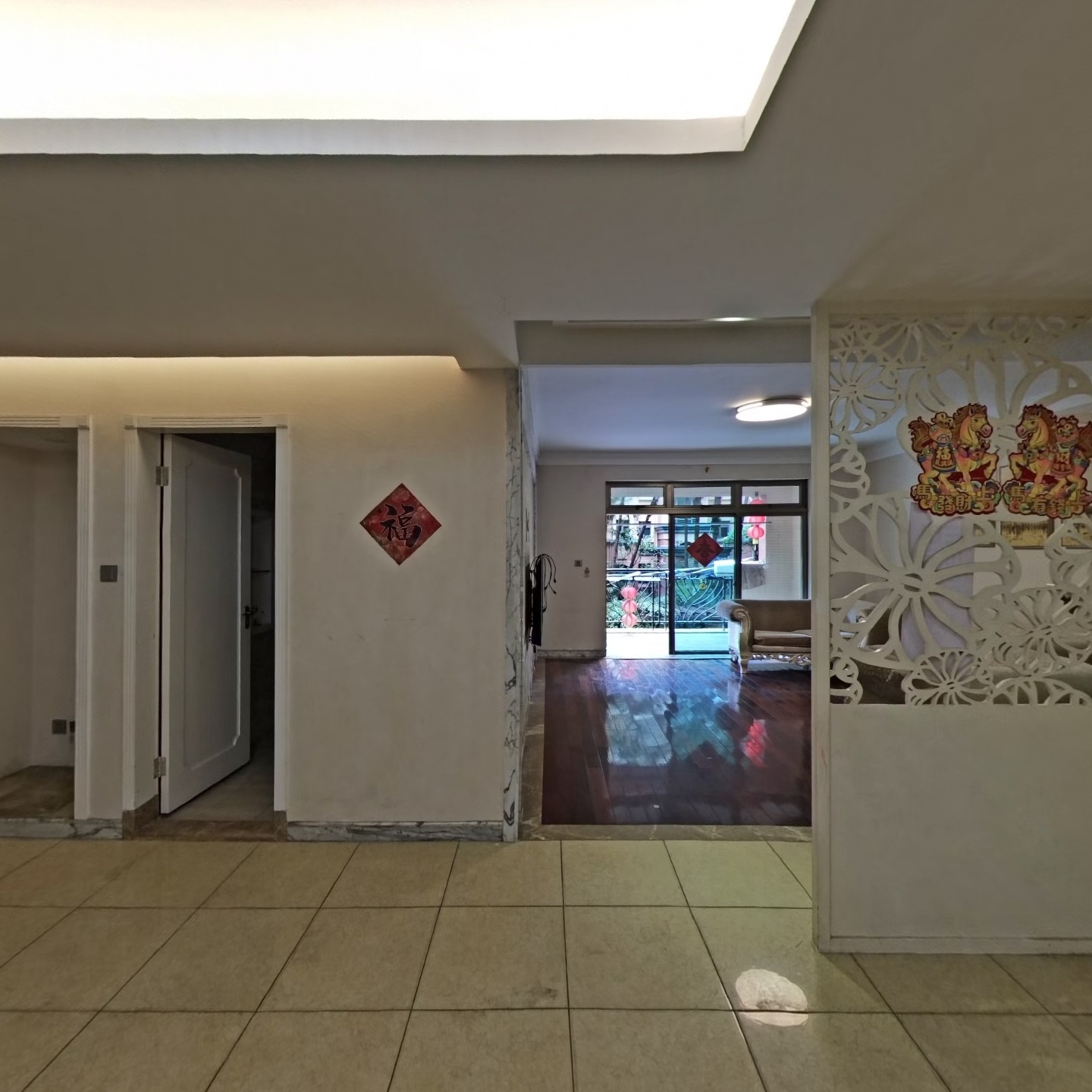 东骏豪苑绿湖居201B