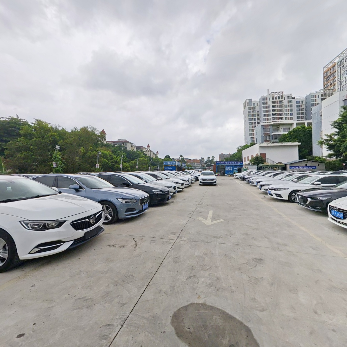 英仑二手车