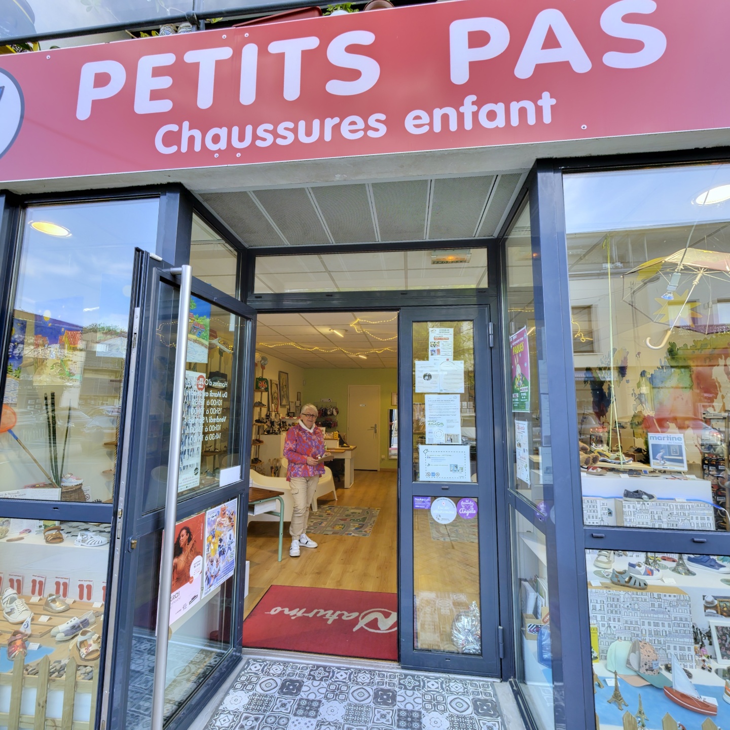 PETITS PAS Chaussures enfant-copy